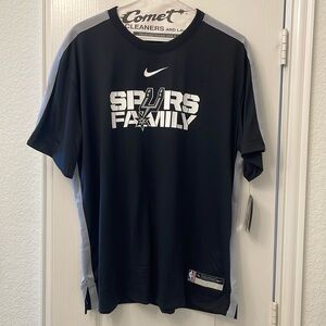 Men’s San Antonio Spurs T-shirt
